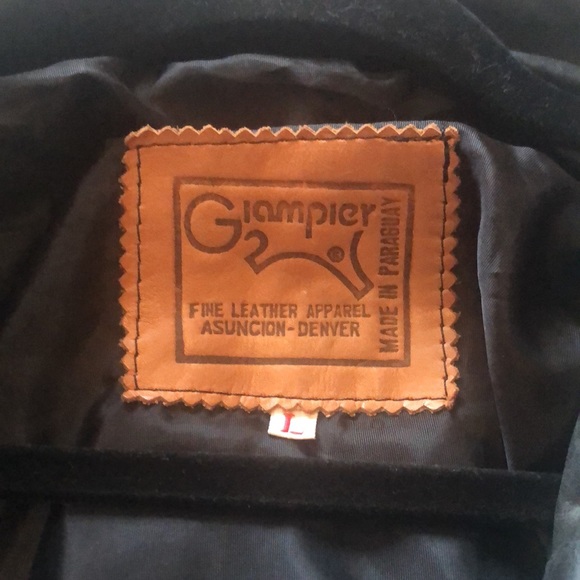 Fine leather bomber with unique detailing - Picture 3 of 3